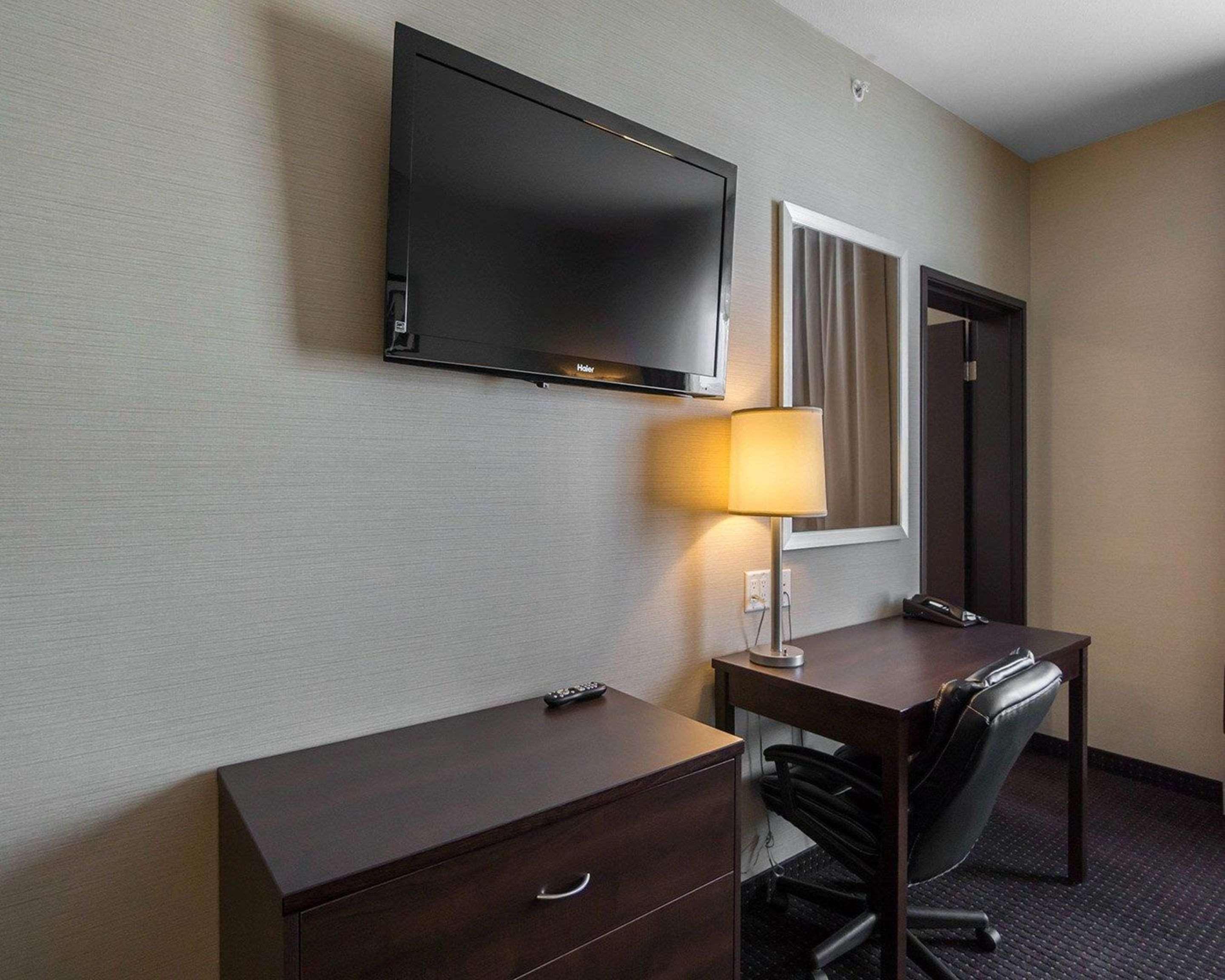 Comfort Inn & Suites Fox Creek Exterior foto
